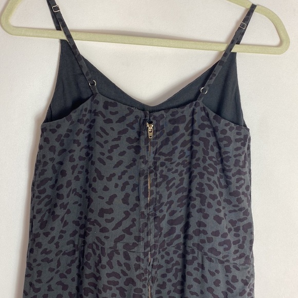 Sundry gray leopard jumpsuit XS - Picture 5 of 9